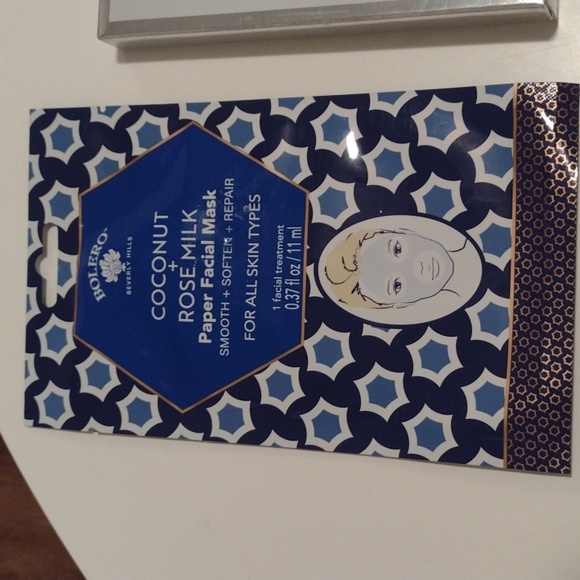 NEW Beauty Self Care Lot of 10 Masks 12 Biore Pore Strips and 6 Headbands - Picture 2 of 16